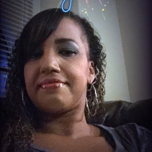 Meet your Posher, Veronica